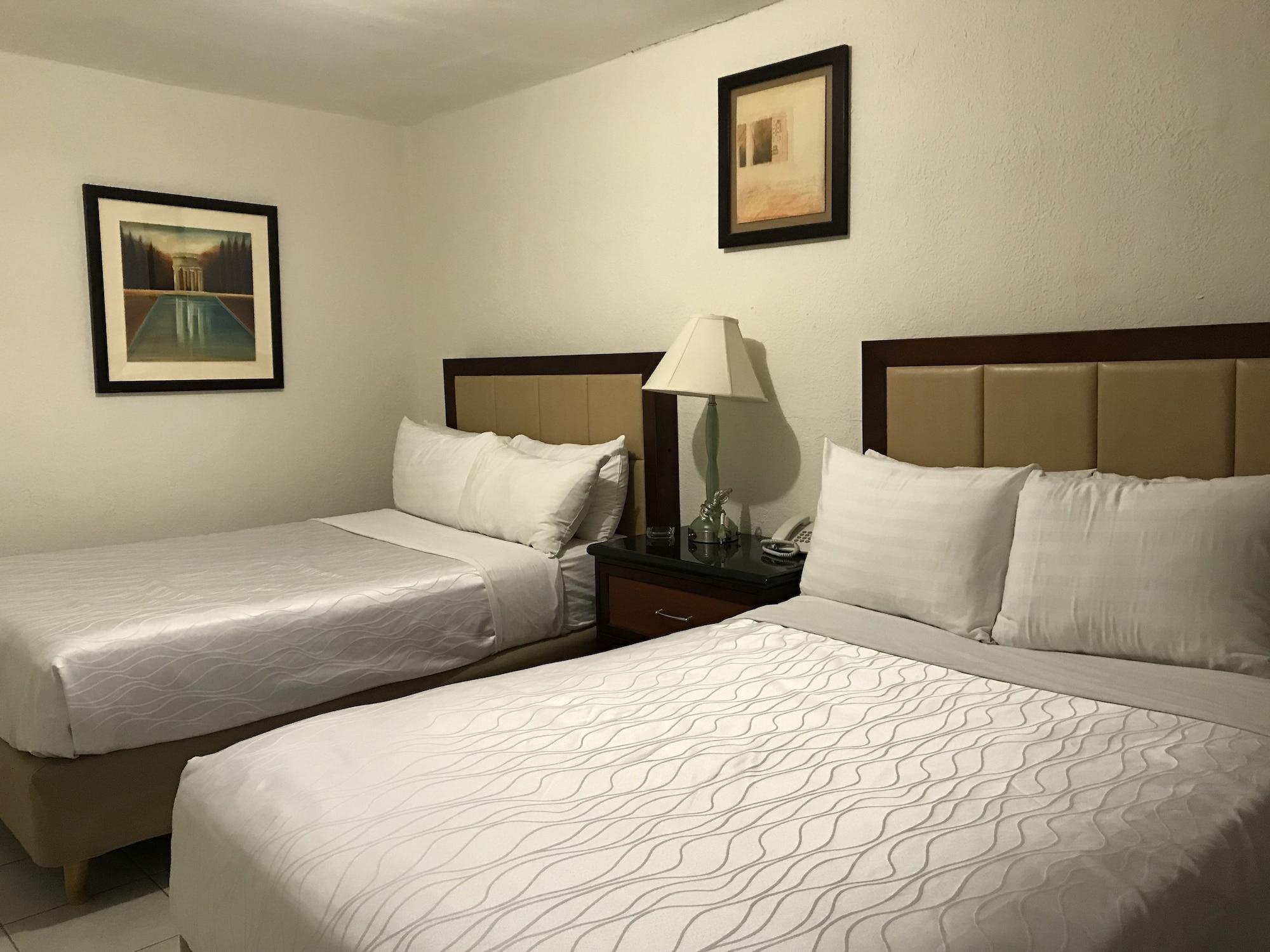 Hotel Guillen Jr Тихуана Екстериор снимка