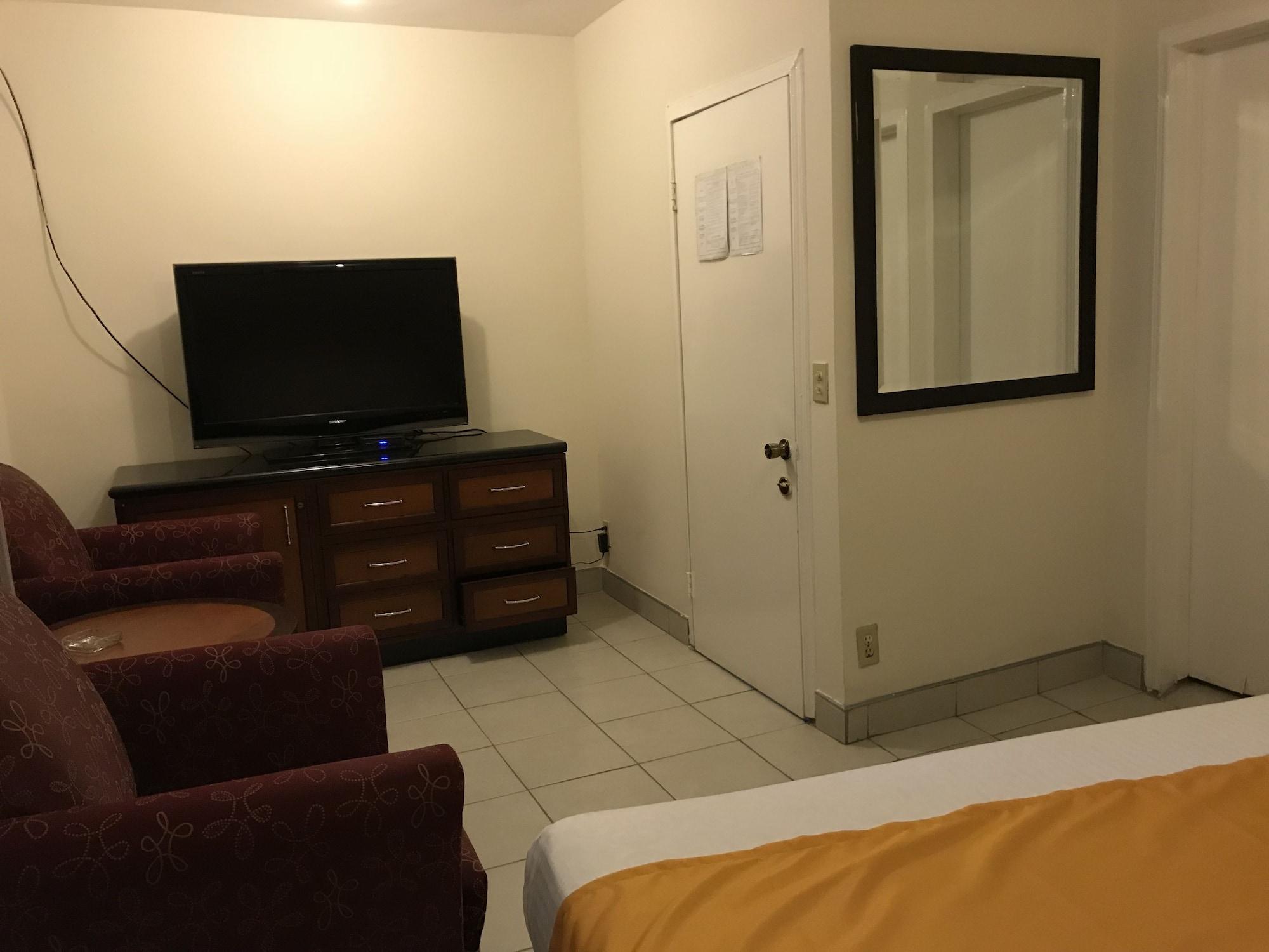 Hotel Guillen Jr Тихуана Екстериор снимка