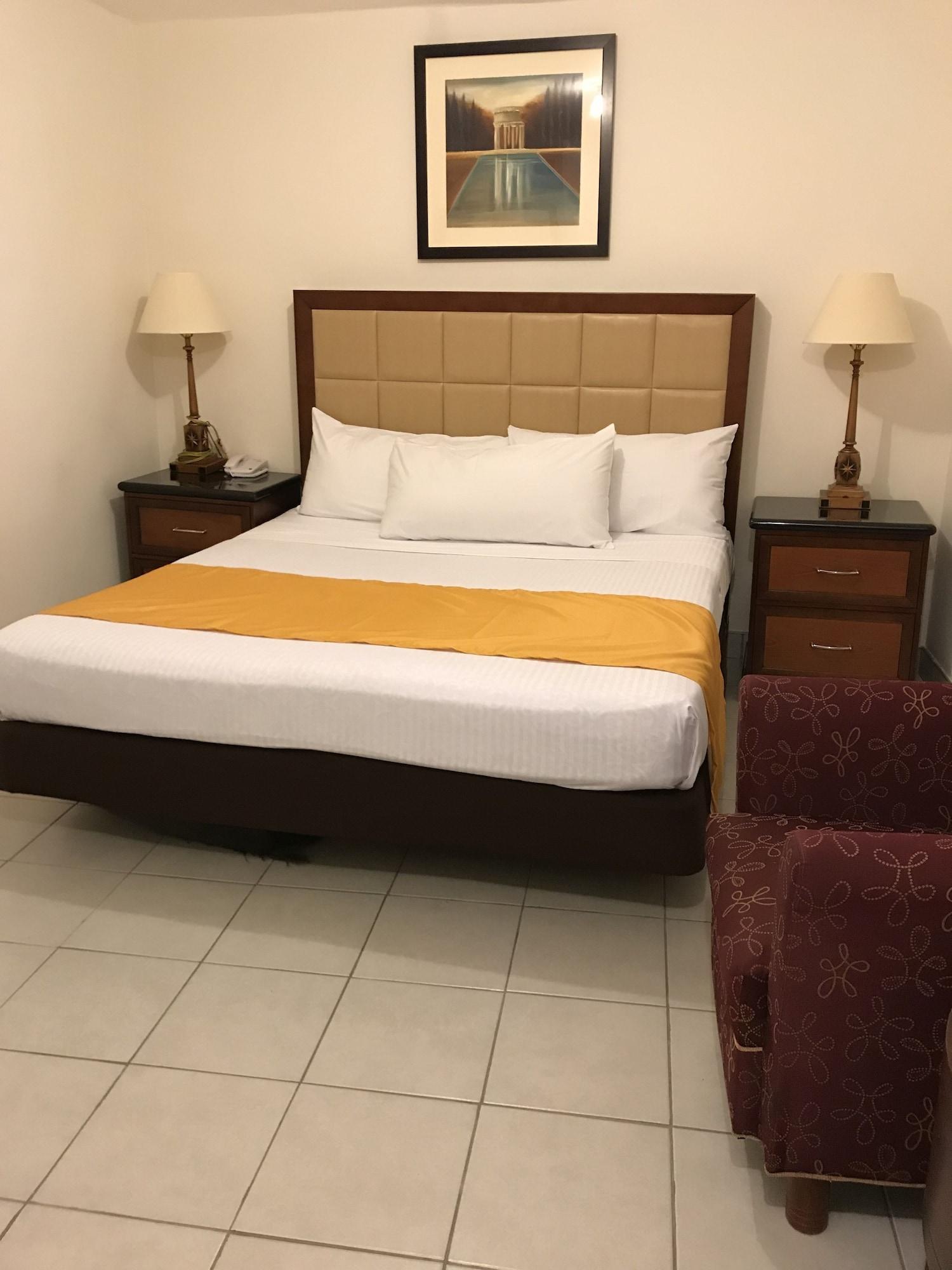 Hotel Guillen Jr Тихуана Екстериор снимка