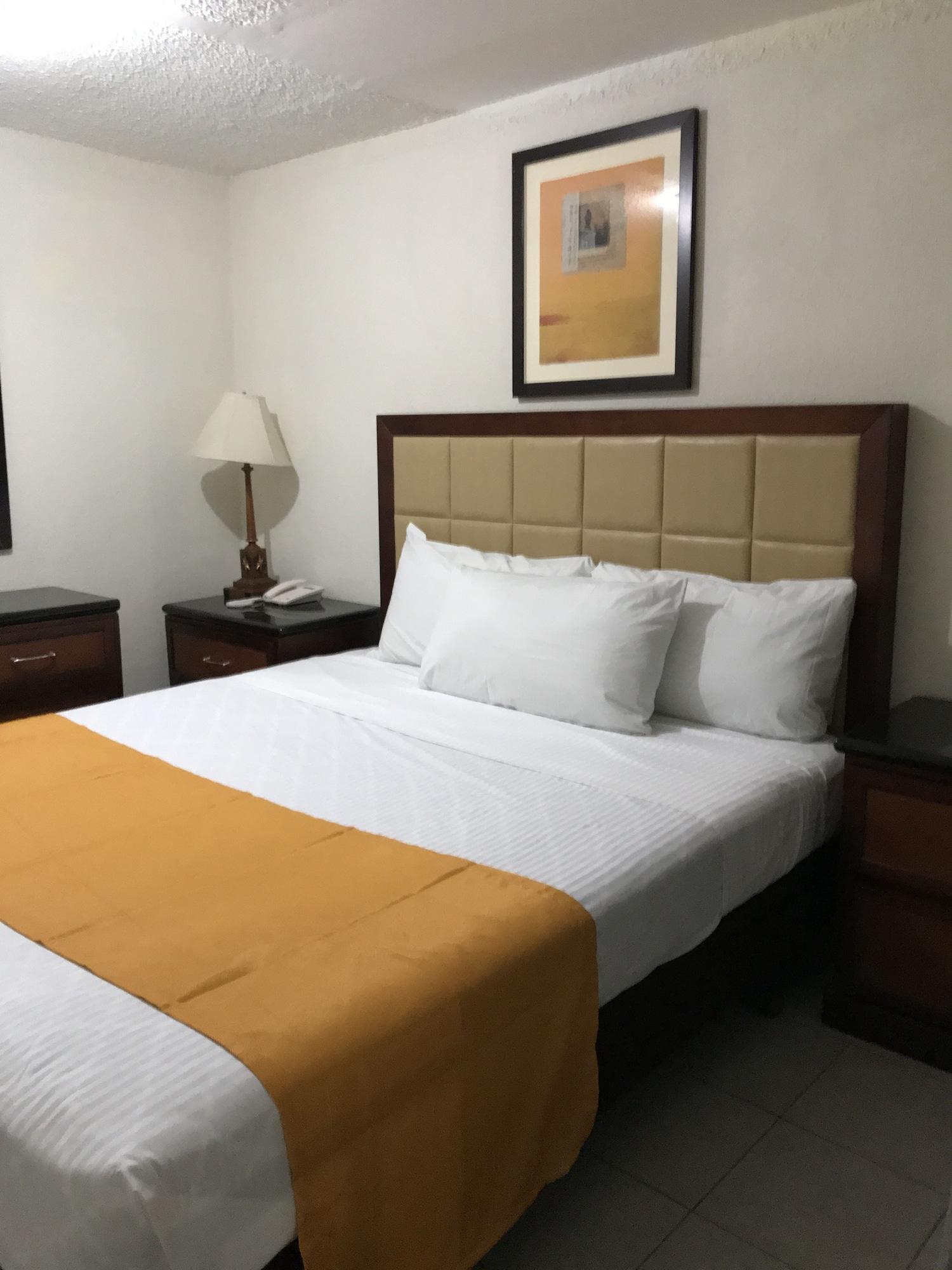 Hotel Guillen Jr Тихуана Екстериор снимка