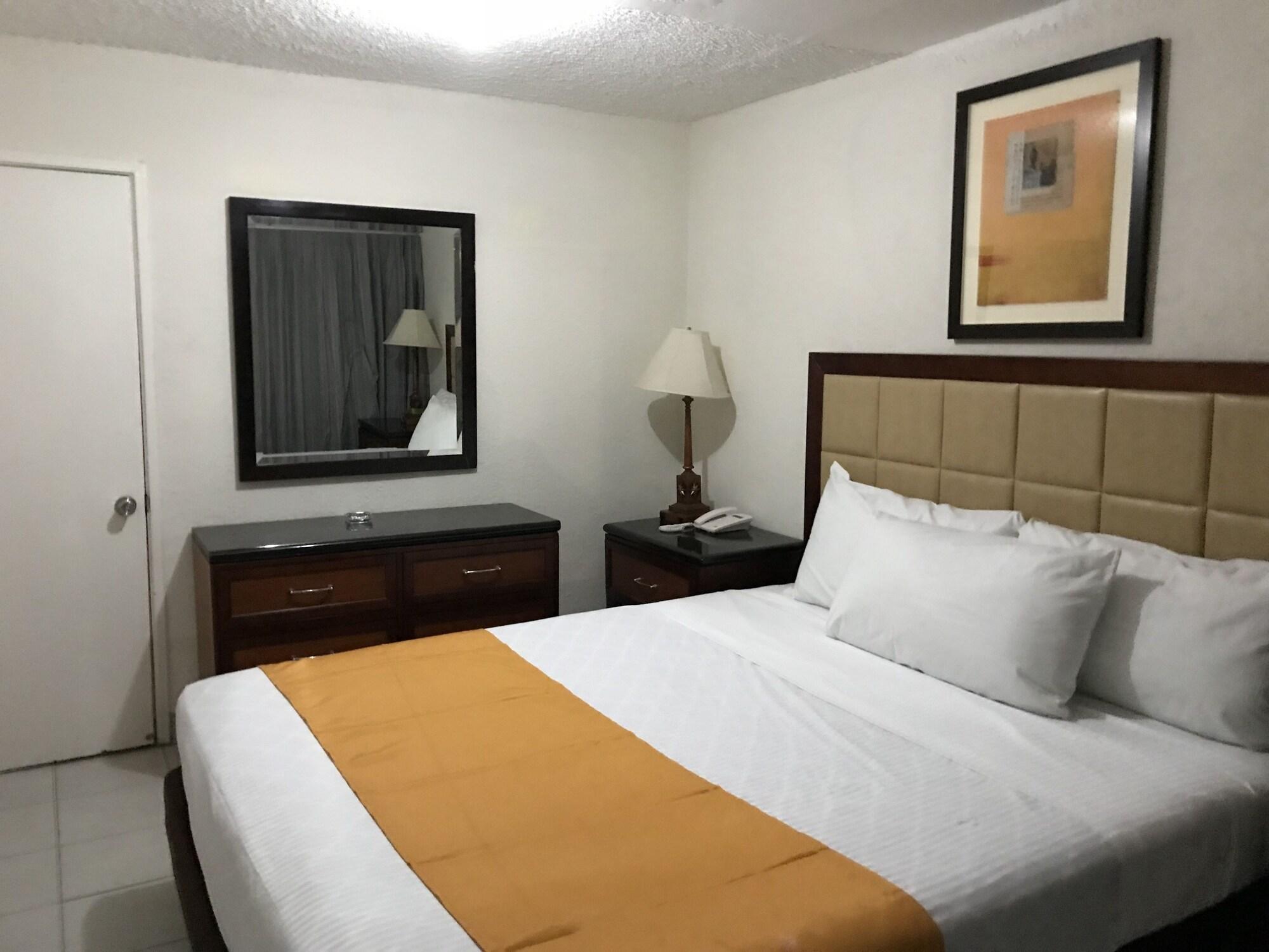 Hotel Guillen Jr Тихуана Екстериор снимка