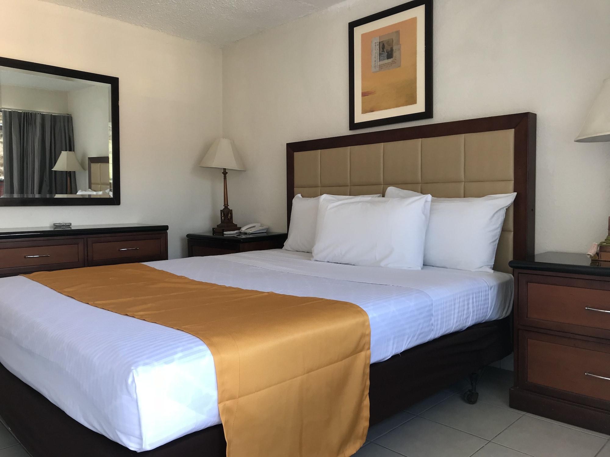 Hotel Guillen Jr Тихуана Екстериор снимка