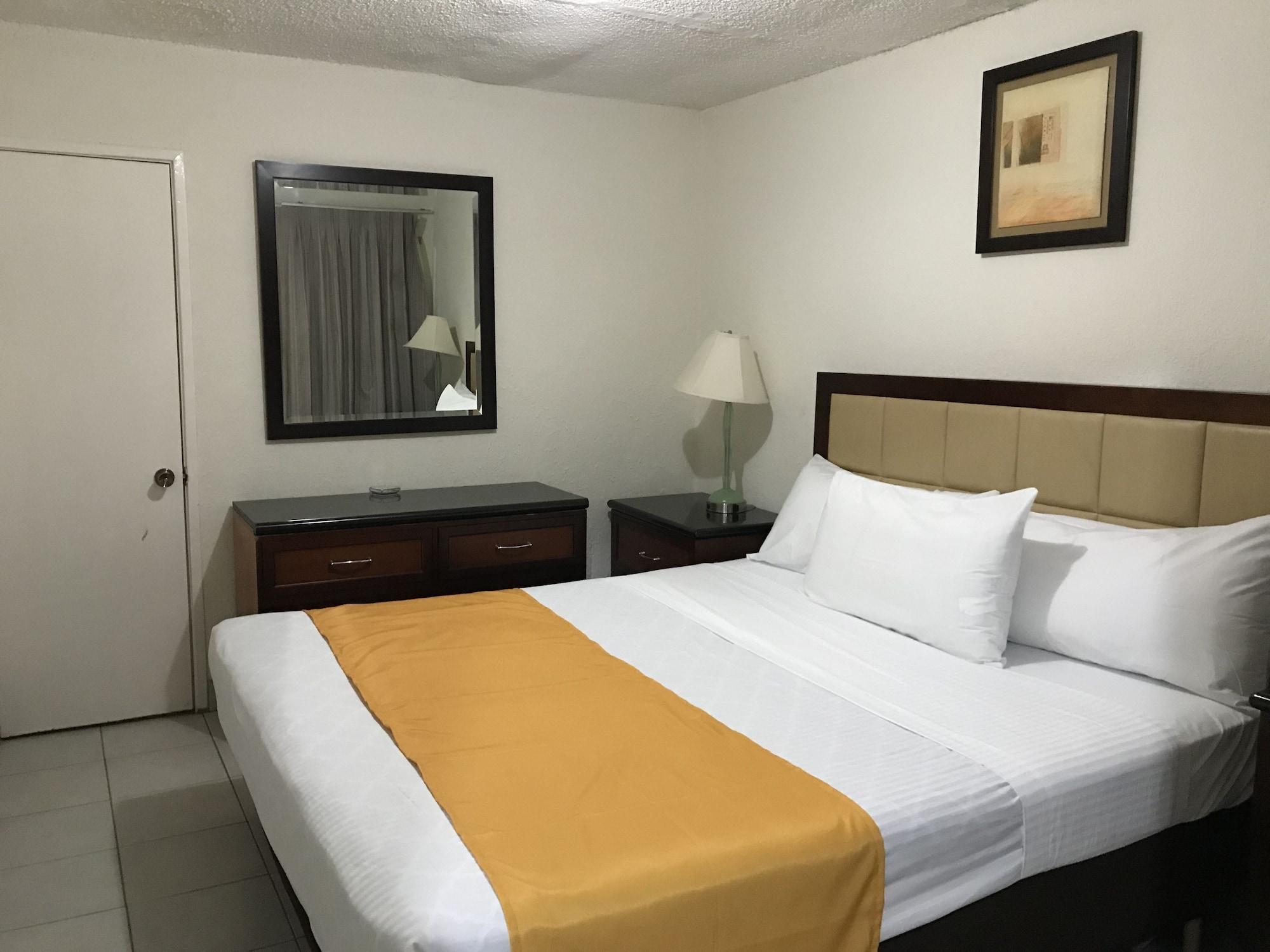 Hotel Guillen Jr Тихуана Екстериор снимка