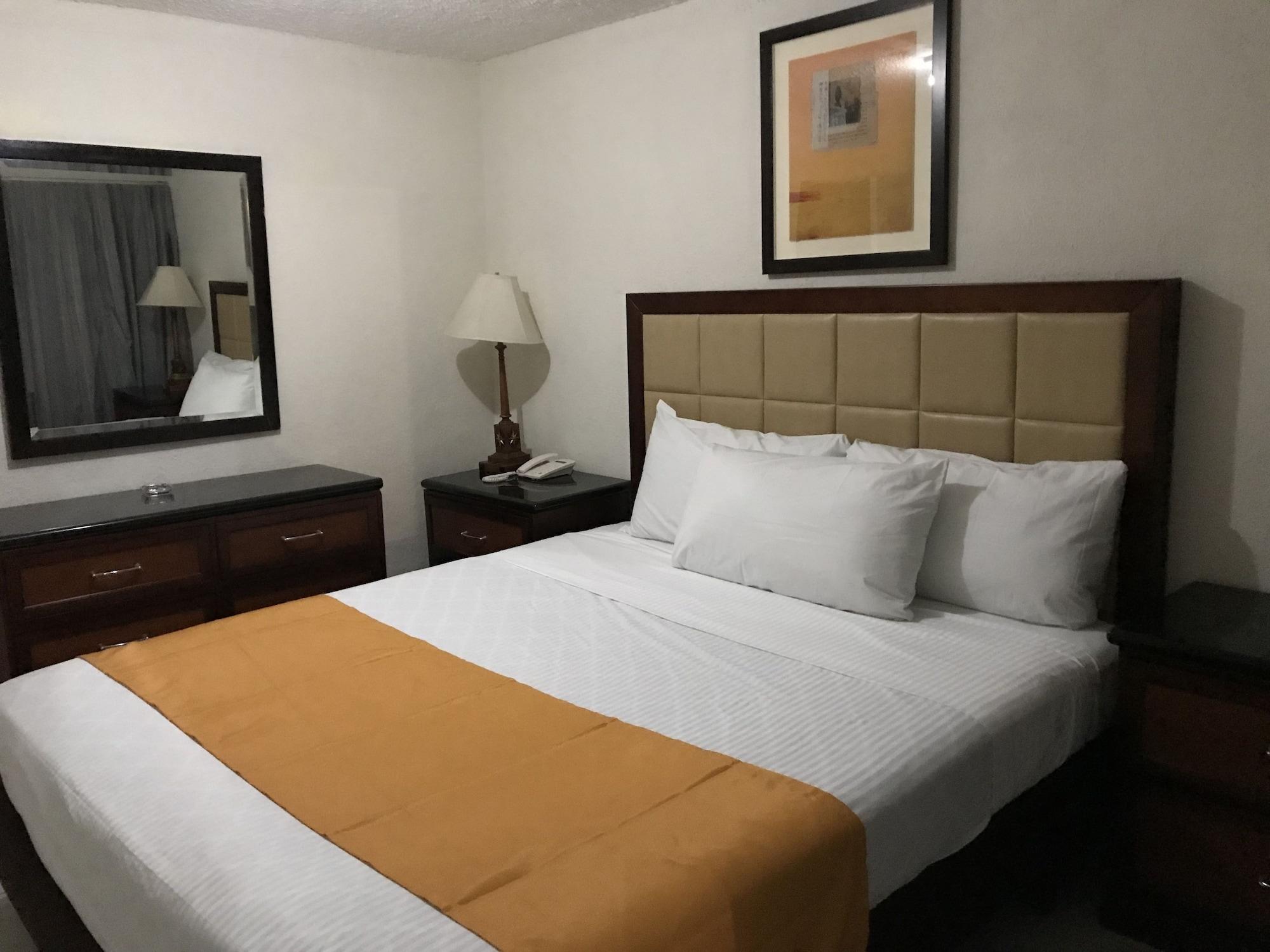 Hotel Guillen Jr Тихуана Екстериор снимка
