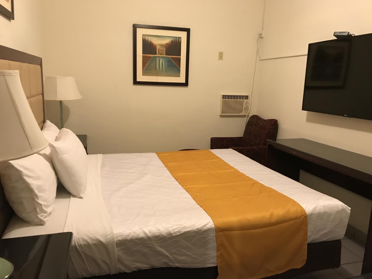 Hotel Guillen Jr Тихуана Екстериор снимка