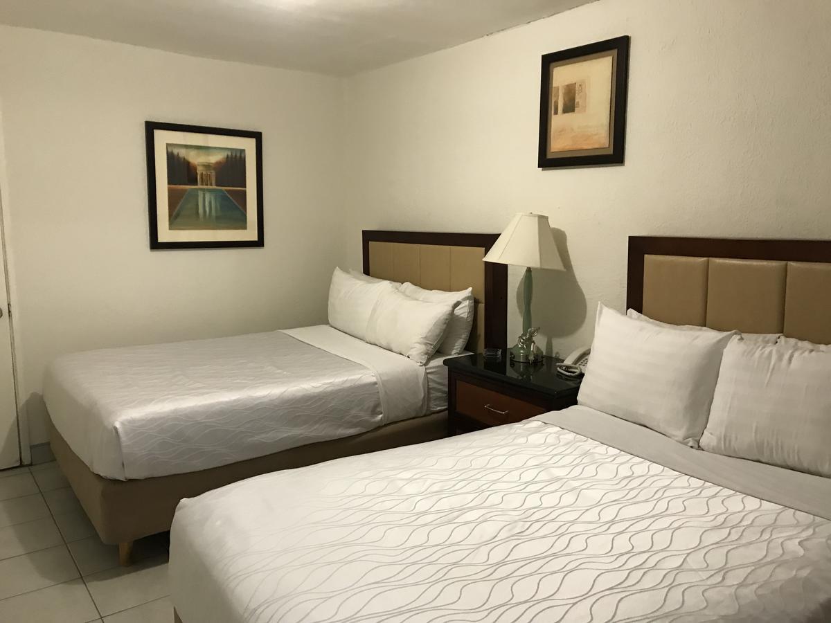 Hotel Guillen Jr Тихуана Екстериор снимка