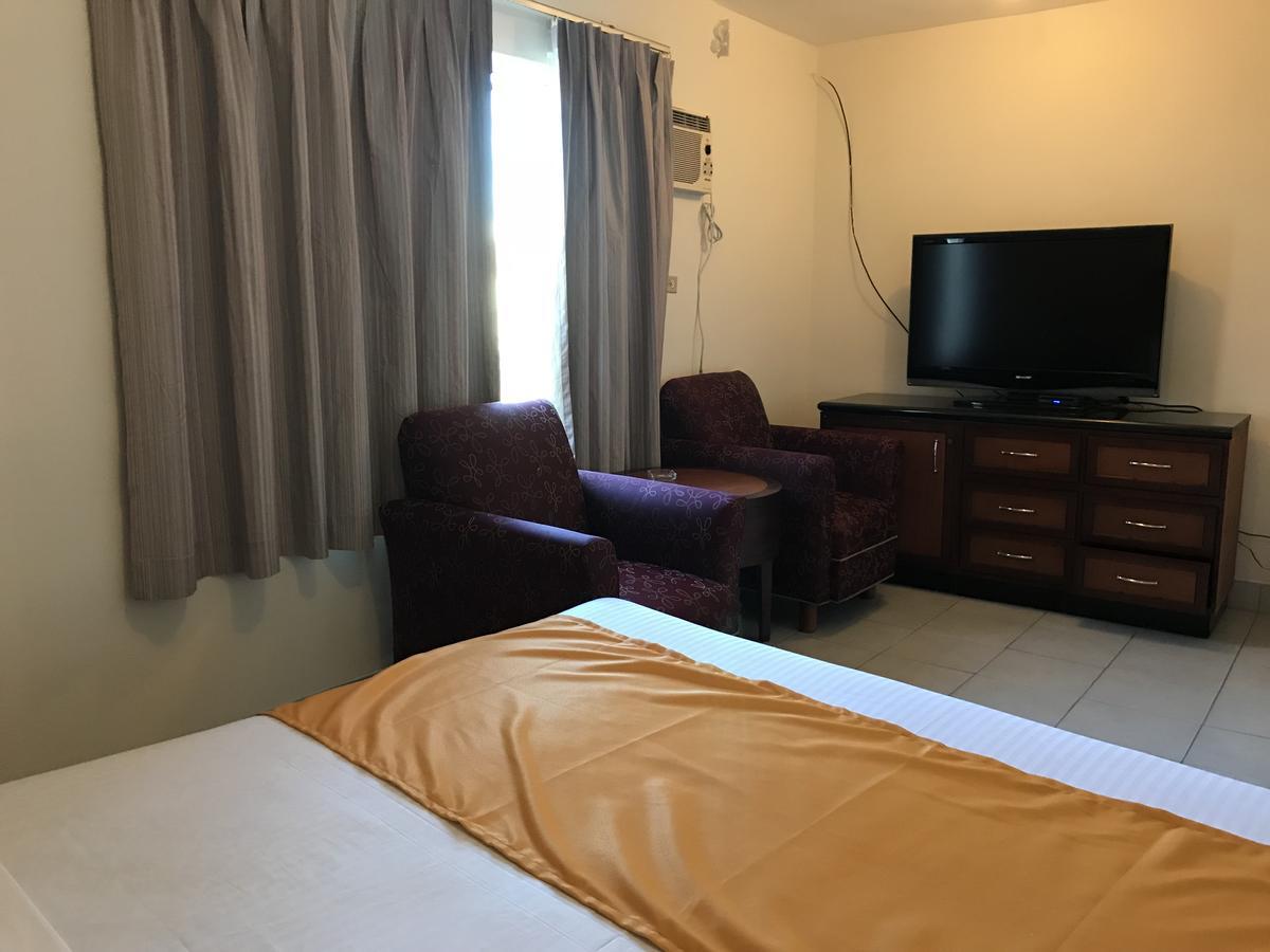 Hotel Guillen Jr Тихуана Екстериор снимка